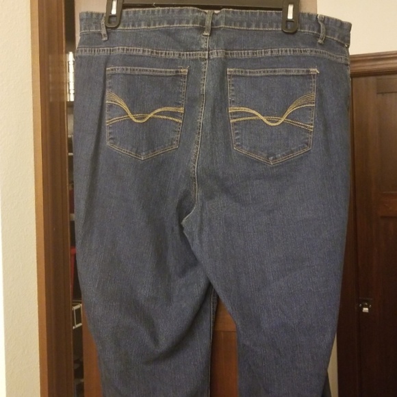 Bootcut Jeans - Picture 2 of 2